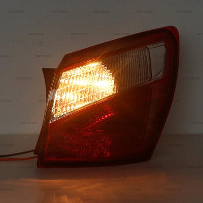 Feux Arriere LED Nissan Qashqai 2010-2014 - vue de trois-quarts - Becquet Voiture