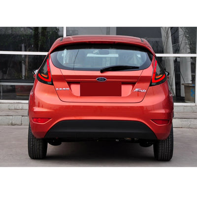 Feux Arrière LED Noirs Ford Fiesta MK7 2008-2019 - installé sur véhicule - Becquet Voiture