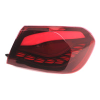 Feux Arrière LED Rouges BMW M4 F82 F83 2014-2020 - vue de trois-quarts 2 - Becquet Voiture