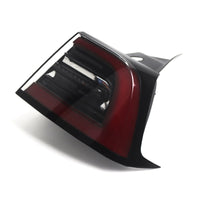 Feux Arrière LED Tesla Model 3 2017-2023 Paire - en situation - Becquet Voiture