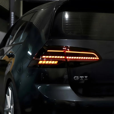 Feux Arrière LED Volkswagen Golf 7 7.5 2013-2021 - vue de trois-quarts - Becquet Voiture