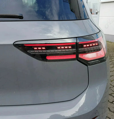 Feux Arrière LED Volkswagen Golf 8 2021-2024 Look GTI - packshot studio - Becquet Voiture