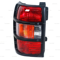 Feux Arrière Mitsubishi Pajero V31 V32 V33 1993-1997 - vue arrière - Becquet Voiture