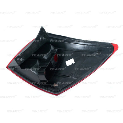 Feux Arrière Nissan Qashqai 2007-2010 - vue de trois-quarts - Becquet Voiture