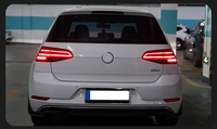 Feux Arrières LED VW Golf 7 2012-2020 Noir - vue de trois-quarts - Becquet Voiture
