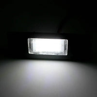Feux de Plaque LED BMW Série 1 F20 Z4 MINI - vue de trois-quarts - Becquet Voiture