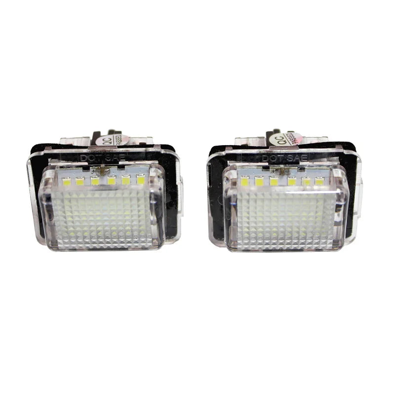 Feux de Plaque LED Mercedes Classe C W204 Classe E W212 - installé sur véhicule - Becquet Voiture