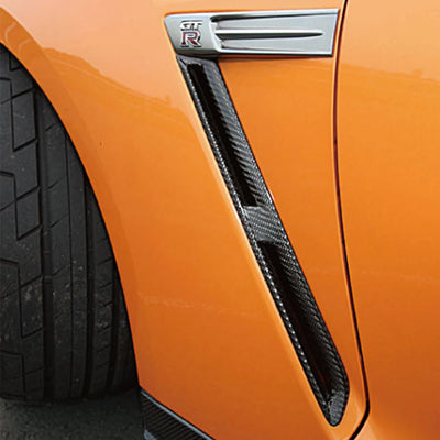 Garde-Boue Avant Carbone Nissan GTR R35 - vue de profil - Becquet Voiture