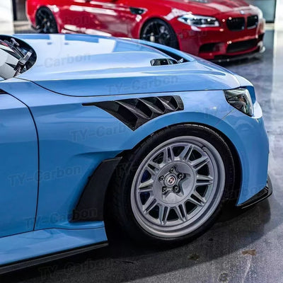 Garde-Boue Latéral Avant Carbone BMW M2 G87 - détail du montage - Becquet Voiture