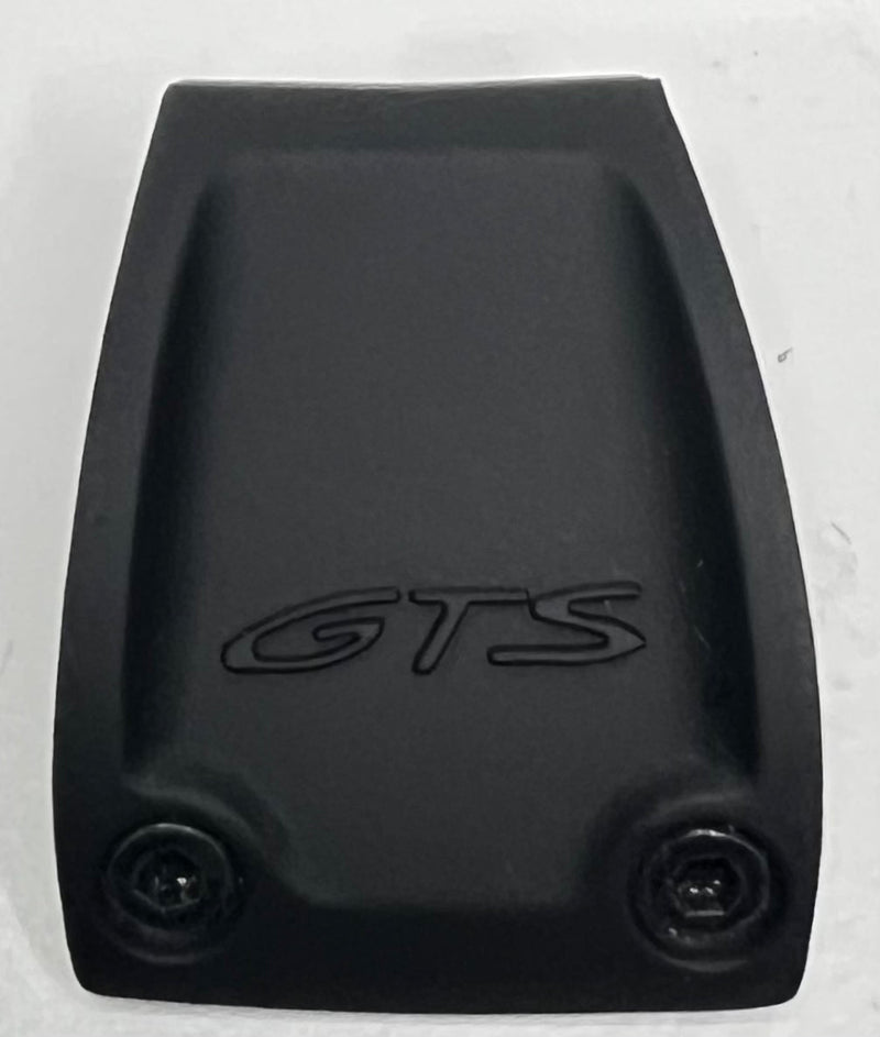 Garniture Centrale Carbone Porsche 992 GT3 GT GTS - packshot studio - Becquet Voiture