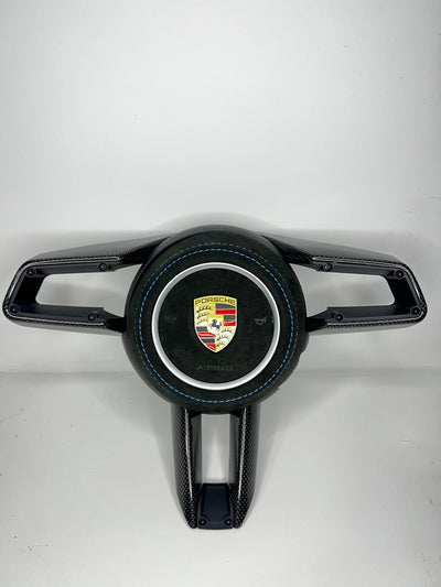 Garniture Centrale Carbone Porsche 992 GT3 GT GTS - vue de face - Becquet Voiture
