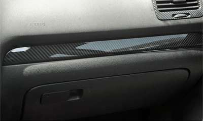 Garniture intérieure carbone VW Golf 6 - vue de face - Becquet Voiture