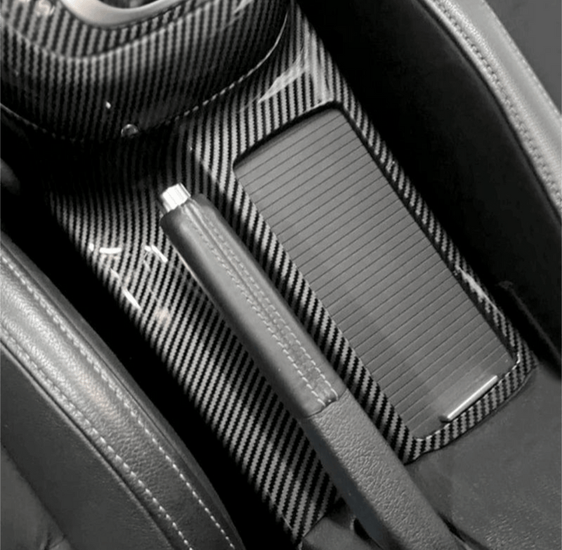 Carbon fiber interior trim for VW Golf 6 - close-up view 2 - Becquet Voiture