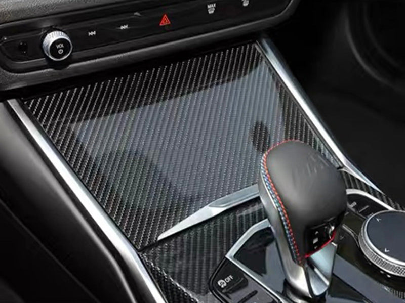 Carbon-Innenraumverkleidung BMW G80 G82 - am Fahrzeug montiert - Becquet Voiture