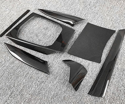 Garniture Intérieure Fibre Carbone BMW G80 G82 - packshot studio - Becquet Voiture