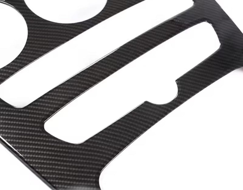 Carbon fiber center console trim Mercedes E-Class W213 - close-up view - Becquet Voiture