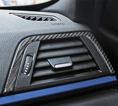 Garnitures Intérieures Carbone BMW M3 M4 F80 F82 F83 F87 - vue de trois-quarts - Becquet Voiture