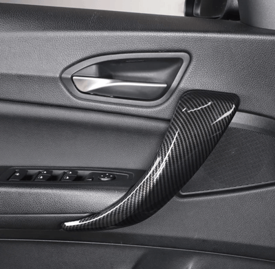 Garnitures poignées carbone BMW Série 1 F20 - vue de face - Becquet Voiture