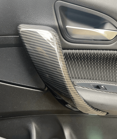 Garnitures poignées carbone BMW Série 2 F22 - vue de face - Becquet Voiture