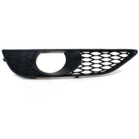 Grille Anti Brouillard Q7 S-line Plastique Noir 2009-2015 - packshot studio - Becquet Voiture