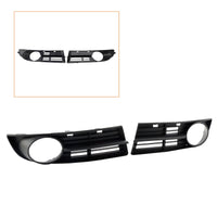 Schwarzer Kühlergrill mit Antibeschlagfunktion vorne für VW Touran Caddy 2003–2010 - Dreiviertelansicht - Becquet Voiture