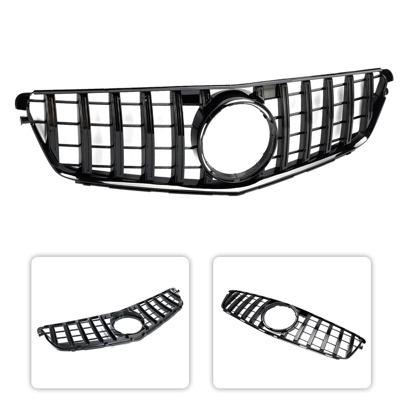 GTR Style Front Grille Mercedes C-Class W204 2008-2014 - fitting detail - Becquet Voiture