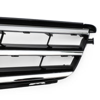 Grille Calandre Avant LED Noire Chromée Benz Classe C W204 - vue de face 2 - Becquet Voiture