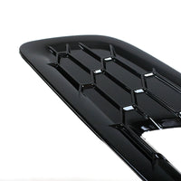 Grille de Pare-Chocs Avant Ford Focus 2015-2018 - packshot studio - Becquet Voiture