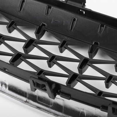 Grilles Calandre Diamantées BMW F30 Gloss Black 2012-2016 - vue de face 3 - Becquet Voiture