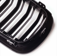 Grilles Calandre Noir Brillant Type X6M BMW X6 F16 - vue rapprochée - Becquet Voiture