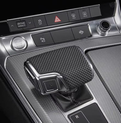 Habillage Sélecteur Vitesse Cuir Perforé Audi A6 S6 RS6 C8 - vue de profil - Becquet Voiture