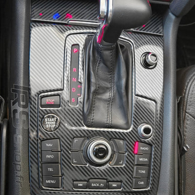 Insert Carbone Intérieur Audi Q7 4L 2007-2016 - vue de trois-quarts - Becquet Voiture