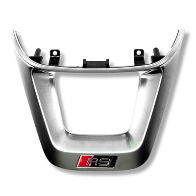 Insert Volant Audi B9.5 Bas Noir Chrome RS - vue de trois-quarts - Becquet Voiture