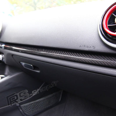 Inserts Carbone Portes Tableau Bord Audi A3 S3 RS3 8V - vue de trois-quarts - Becquet Voiture