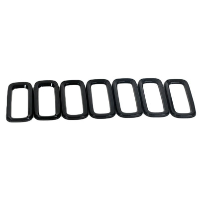 Inserts de Calandre Jeep Renegade 2015-2017 (7 Pièces) - détail du montage - Becquet Voiture