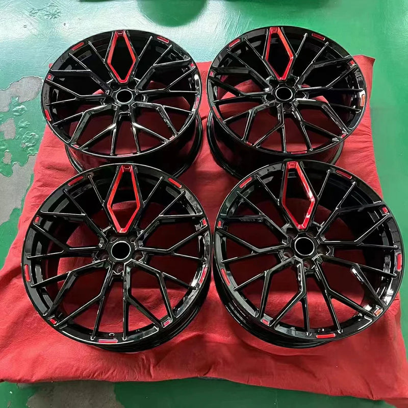 Jantes Forgées Sur Mesure 16-23 Pouces Audi BMW Mercedes Tesla - vue de face - Becquet Voiture