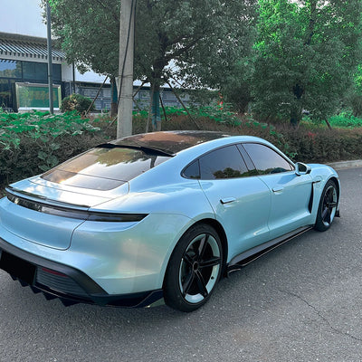 Jupes Latérales Porsche Taycan Turbo S 4S 2019-2024 - packshot studio - Becquet Voiture