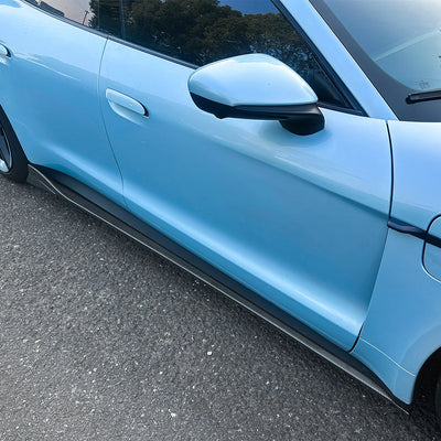 Jupes Latérales Porsche Taycan Turbo S 4S 2019-2024 - vue de trois-quarts - Becquet Voiture