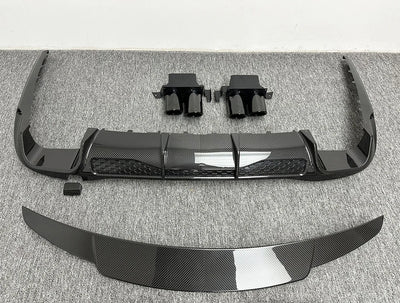 Kit Carrosserie Carbone Mercedes Classe S W223 2021-2024 - vue de trois-quarts - Becquet Voiture