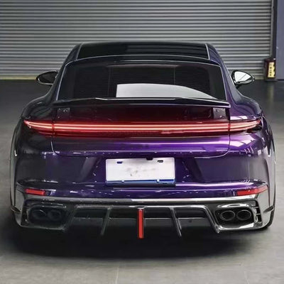 Kit Carrosserie Carbone Porsche Panamera 2024+ - installé sur véhicule - Becquet Voiture