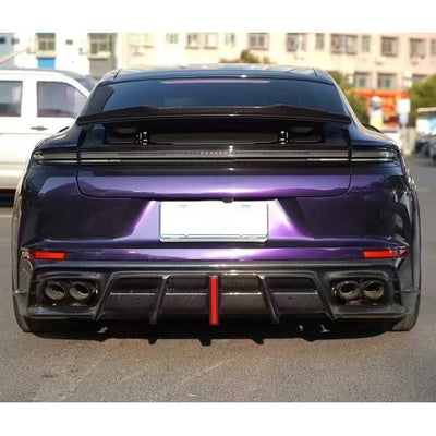 Kit Carrosserie Carbone Porsche Panamera 2024+ - vue de profil - Becquet Voiture