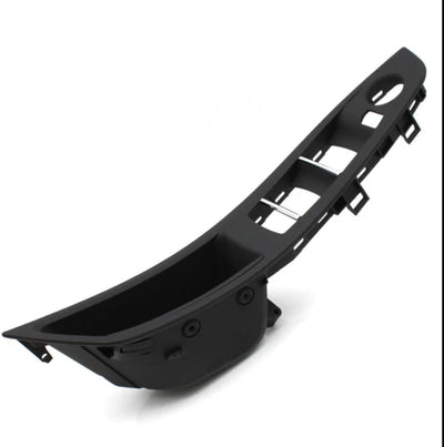 Kit poignées portes intérieures BMW Série 5 F10 F11 2010-2017 - installé sur véhicule 3 - Becquet Voiture