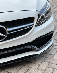 Lame avant Mercedes Classe C W205 type AMG - vue de trois-quarts - Becquet Voiture