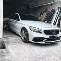 Lame Avant Splitter Pare-Choc Mercedes Classe C W205 C63 AMG - vue de trois-quarts 2 - Becquet Voiture