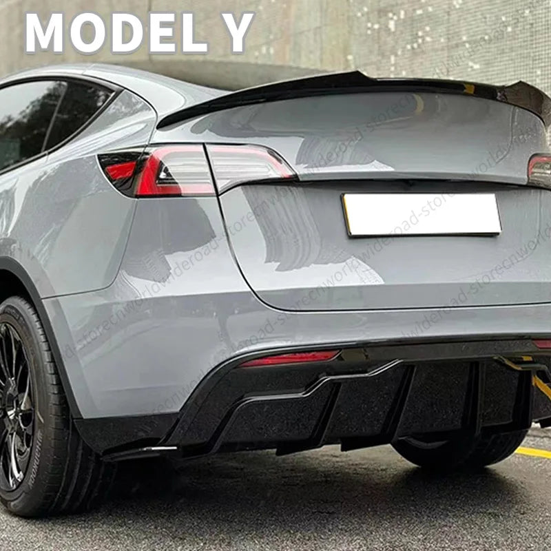 Lame Avant Tesla Model 3 Model Y 2016-2024 Look Carbone - vue de trois-quarts - Becquet Voiture