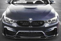 Lame Avant VARIS Fibre Carbone BMW M3 M4 F80 F82 F83 - vue de trois-quarts - Becquet Voiture