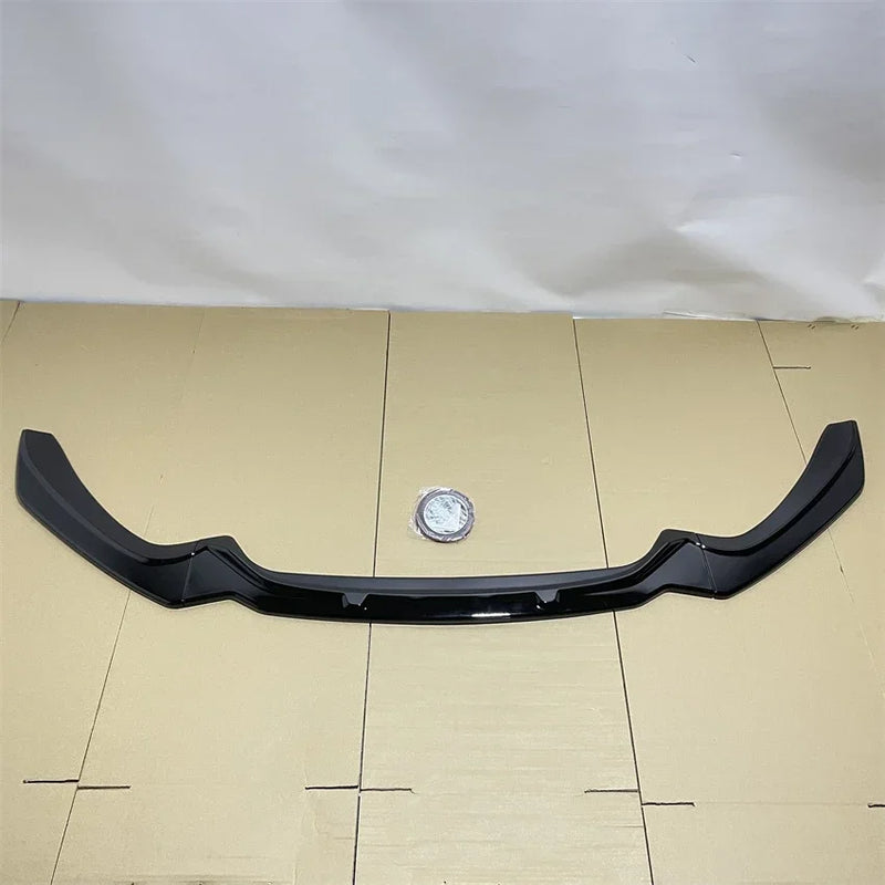 Lame de Pare-Chocs Avant BMW Série 1 F20 F21 LCI 2015-2019 M-Pack - vue rapprochée - Becquet Voiture