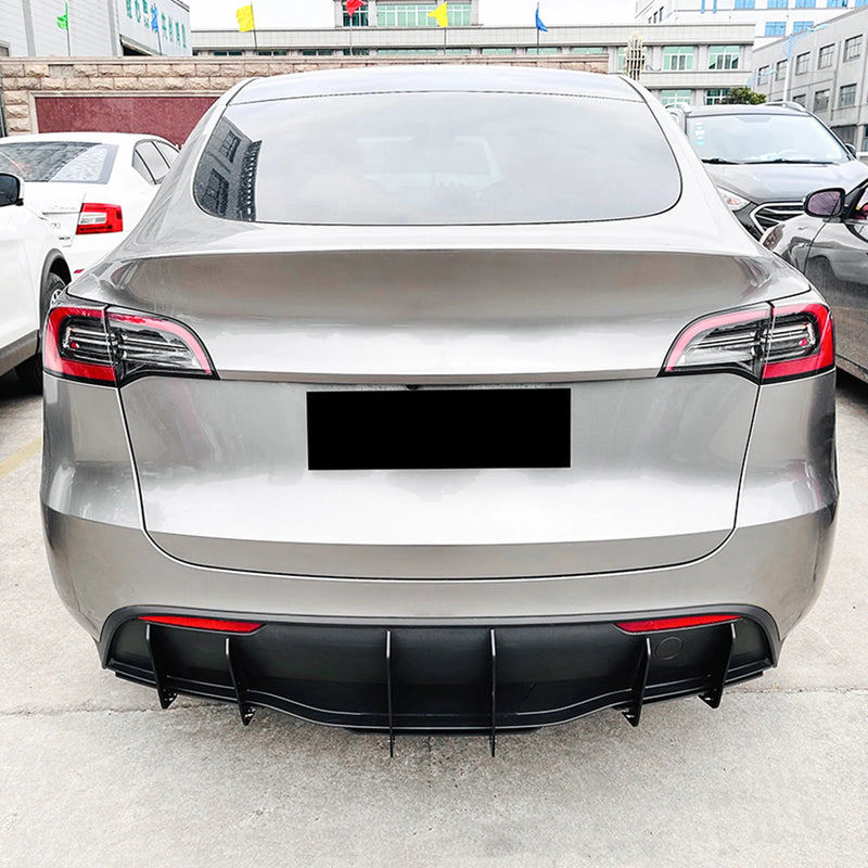 Lame Pare-Choc Arrière Tesla Model Y 2018-2025 - vue rapprochée - Becquet Voiture