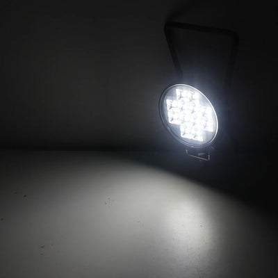 Lampe Travail LED 3 Pouces 12W Tout-Terrain 4x4 SUV - packshot studio - Becquet Voiture