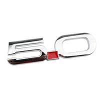 Logo 5.0 Ford Mustang GT Noir Rouge Chrome - vue de trois-quarts - Becquet Voiture